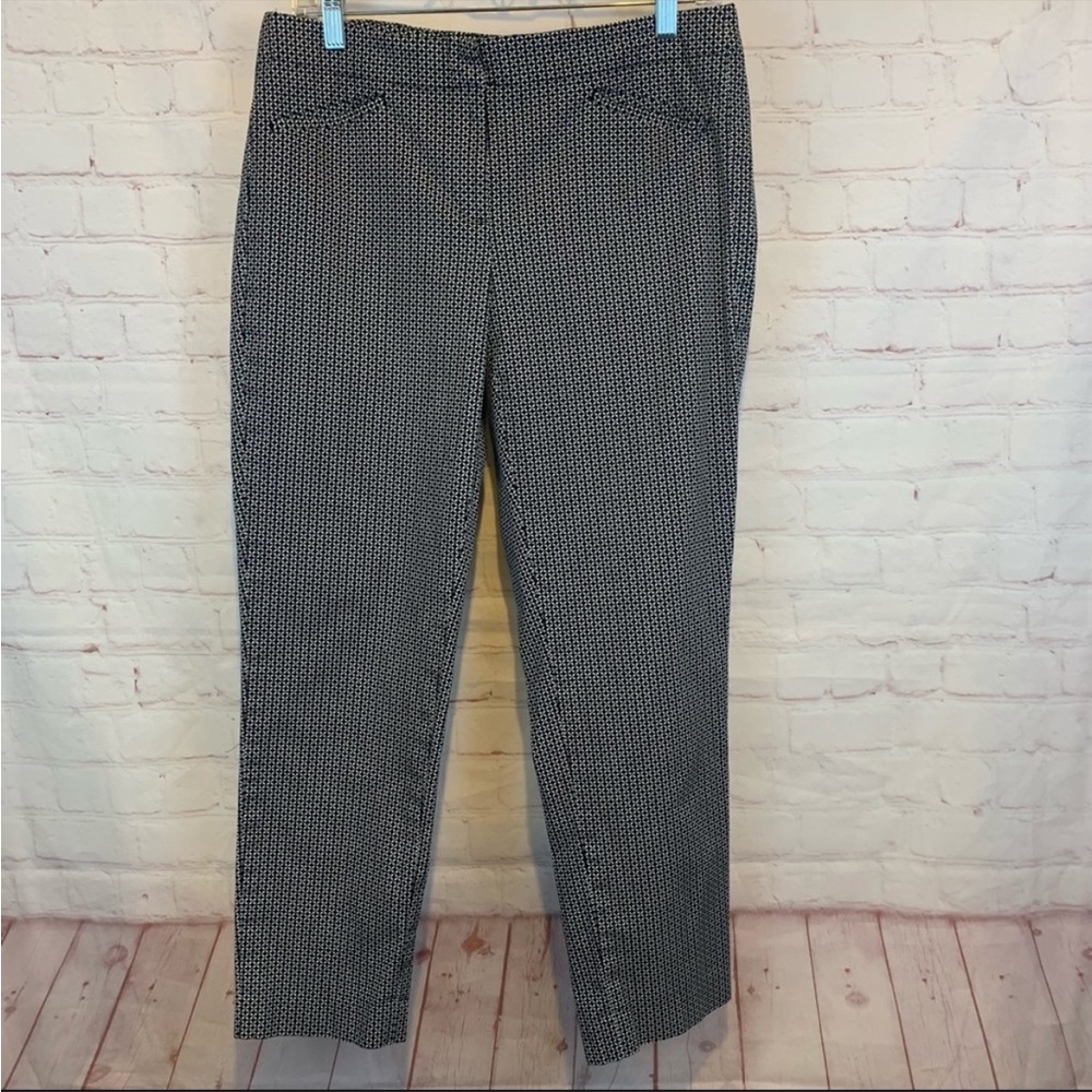 J Jill navy and white print cropped pants